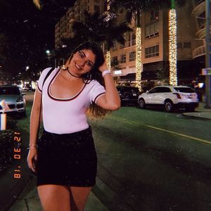 Meet your Posher, Nicole